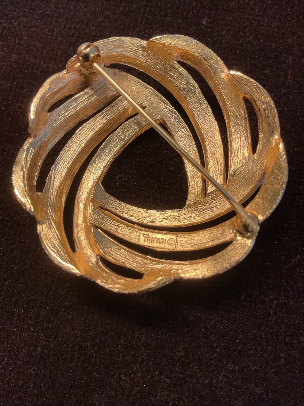 Trifari Gold-Tone Woven Knot Statement Brooch - Picture 4 of 7